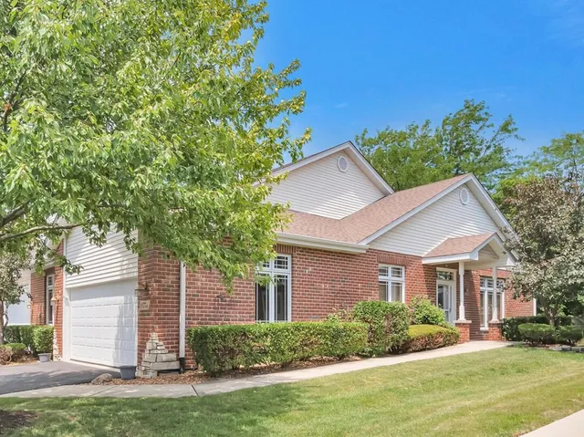 $349,900 | 10754 Canterbury Drive, Mokena, IL 60448