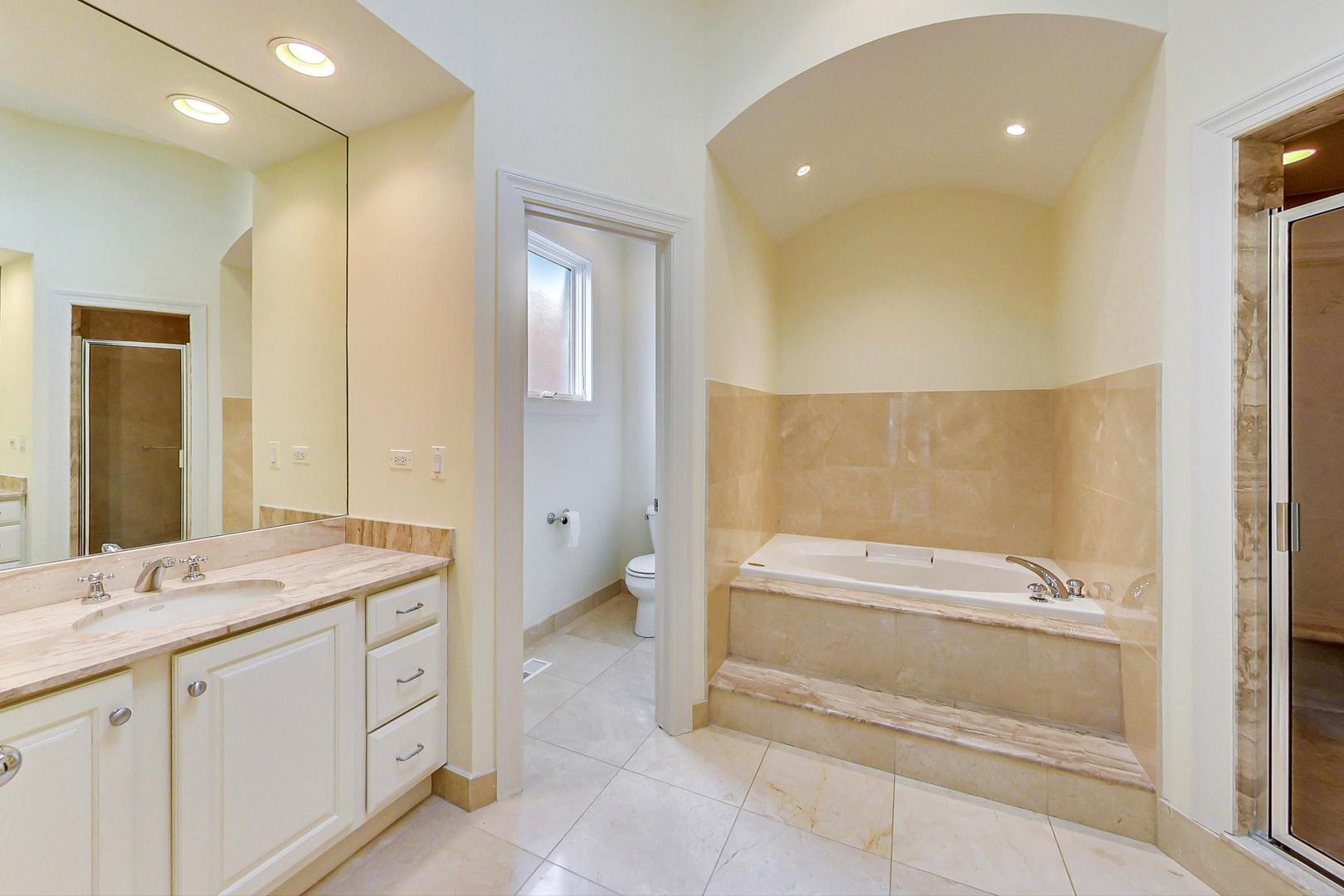 3545 North Fremont Street, Unit 3S Chicago, IL 60657 - Photo 14 of 21