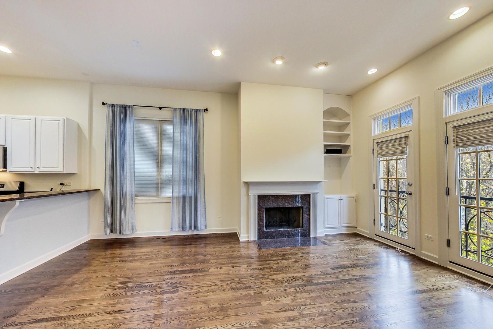 3545 North Fremont Street, Unit 3S Chicago, IL 60657 - Photo 4 of 21