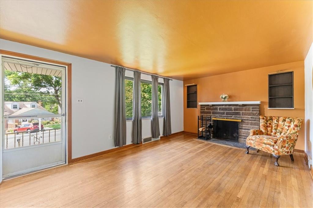 422 Hershey Road Pittsburgh, PA 15235 - Photo 11 of 37 Gallery Image 11