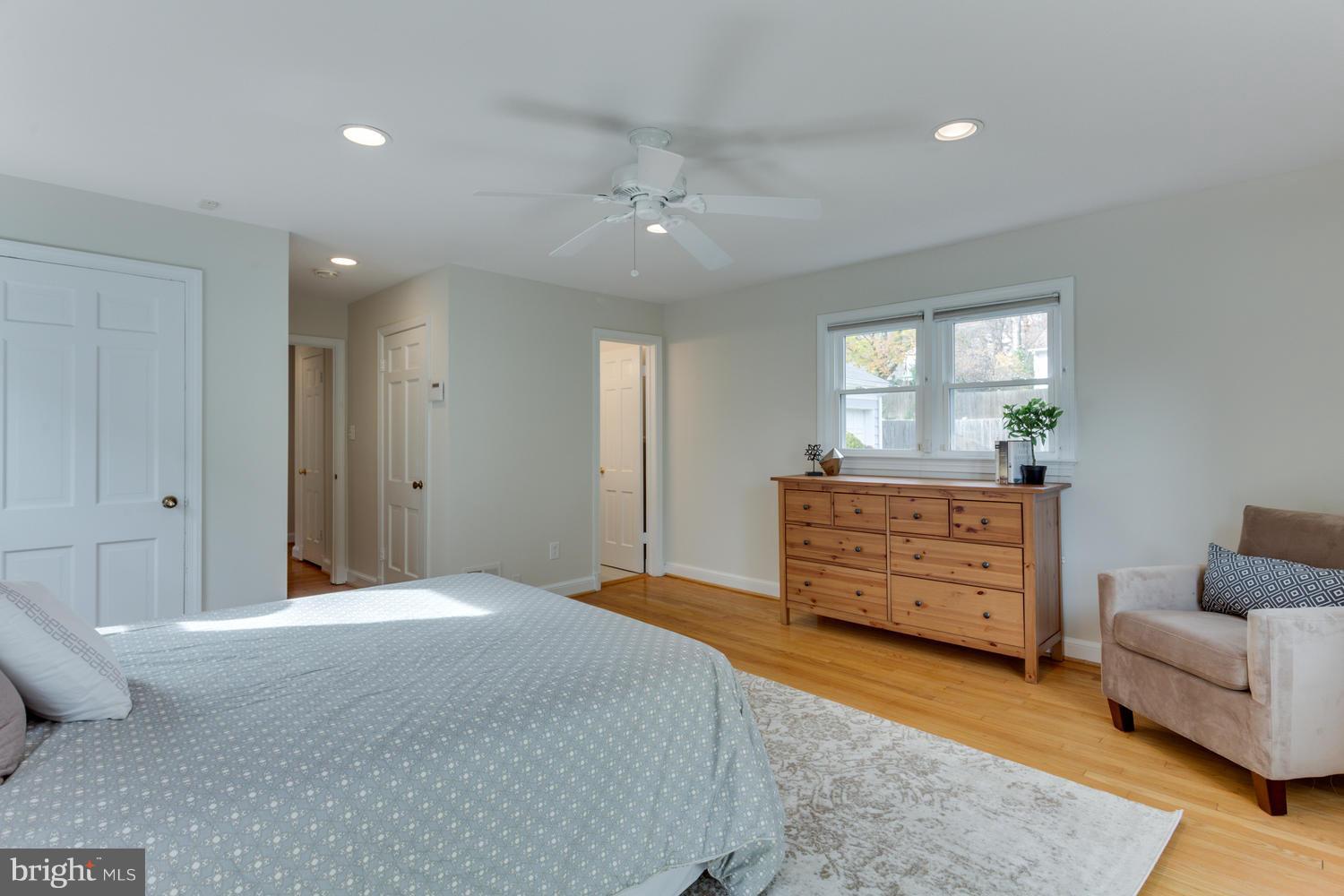 6208 Wedgewood Road Bethesda, MD 20817 - Photo 13 of 26 Bedroom (Master)