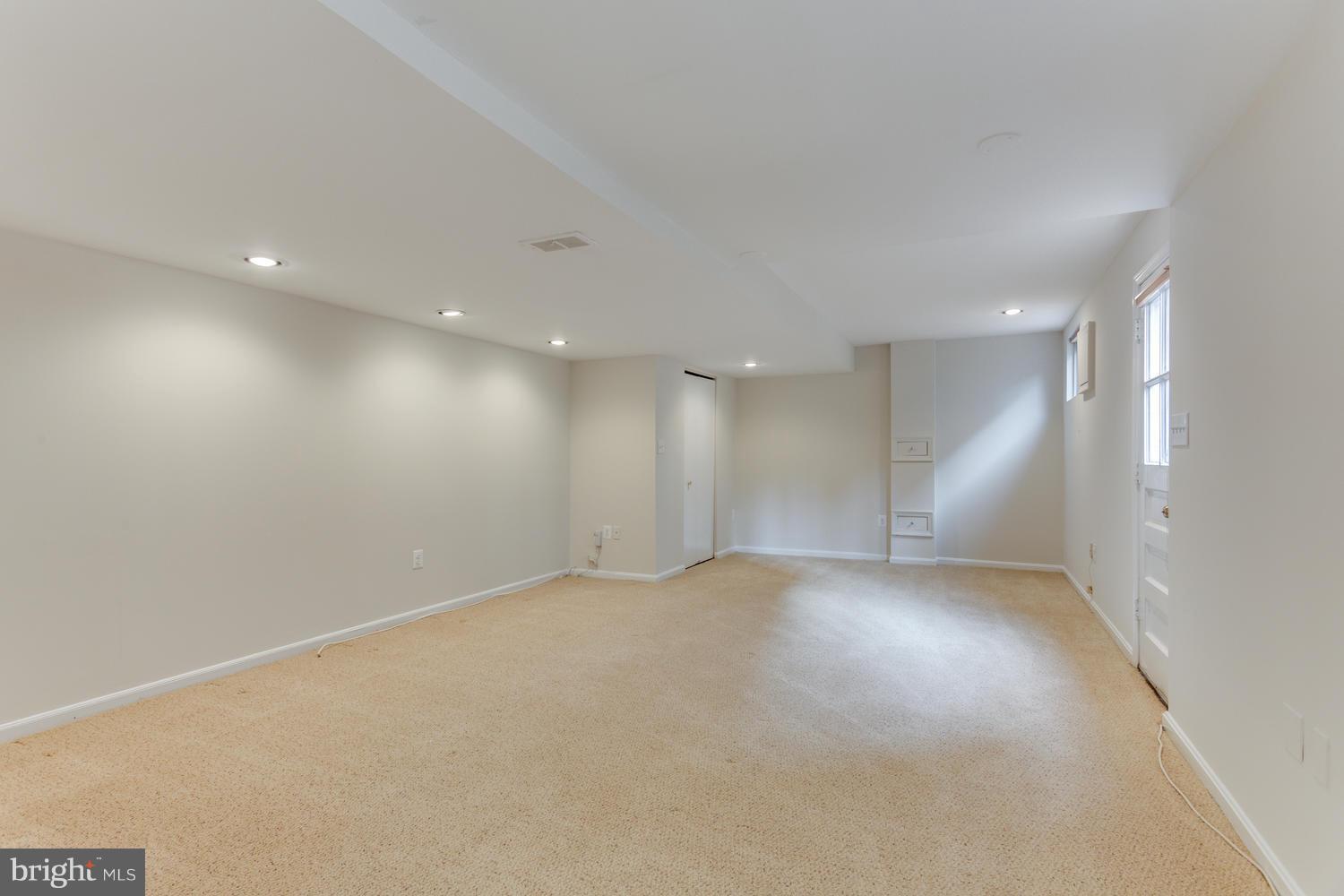 6208 Wedgewood Road Bethesda, MD 20817 - Photo 19 of 26 Recreation Room