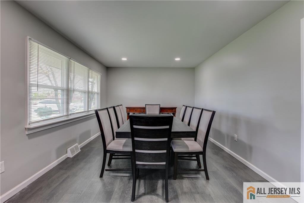509 New Durham Road Piscataway, NJ 08854 - Photo 5 of 21
