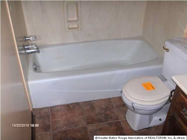 3934 Platt Drive Baton Rouge, LA 70814 - Photo 8 of 8 Gallery Image 8