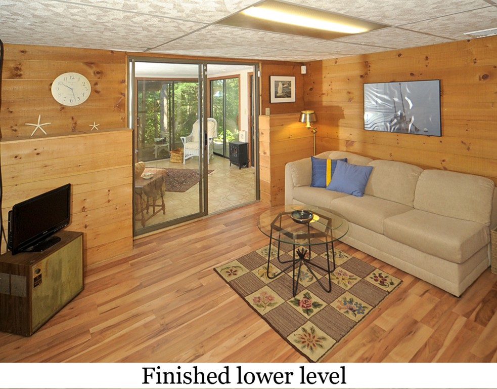 356 Holly Road Marshfield, MA 02050 - Photo 16 of 23 Gallery Image 16
