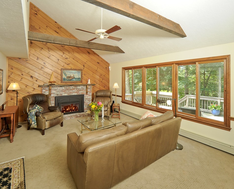 356 Holly Road Marshfield, MA 02050 - Photo 10 of 23 Gallery Image 10