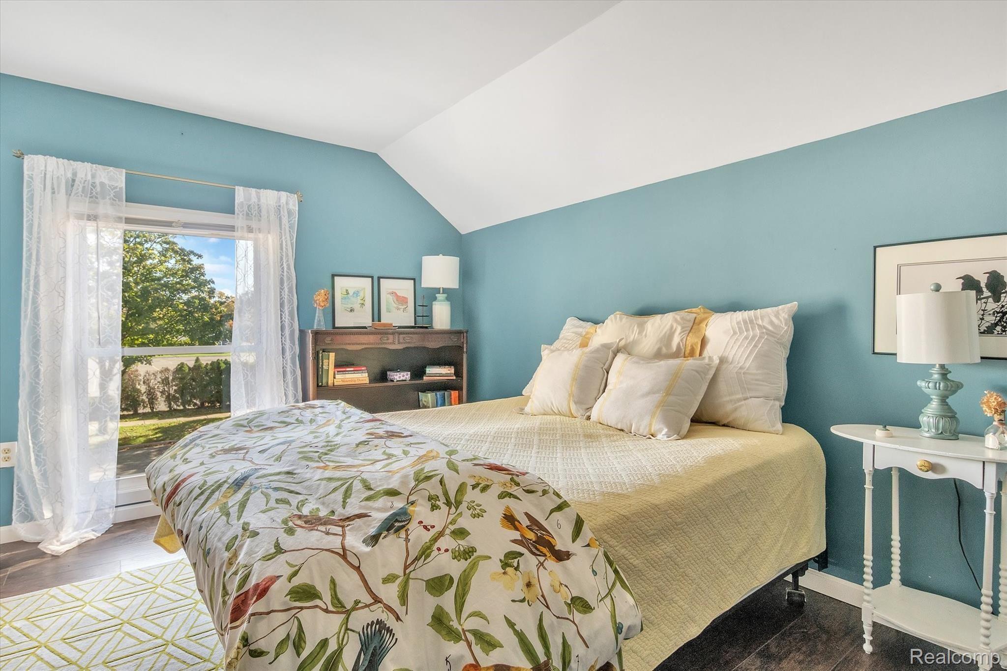 216 George Howell, MI 48843 - Photo 13 of 16 30-216-George-St-WindowStill-Real-Estate-Photography-30.jpg
