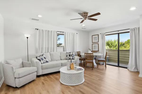 $320,000 | 64 Cross Creek Road, Unit 28D, Miramar Beach, FL 32550
