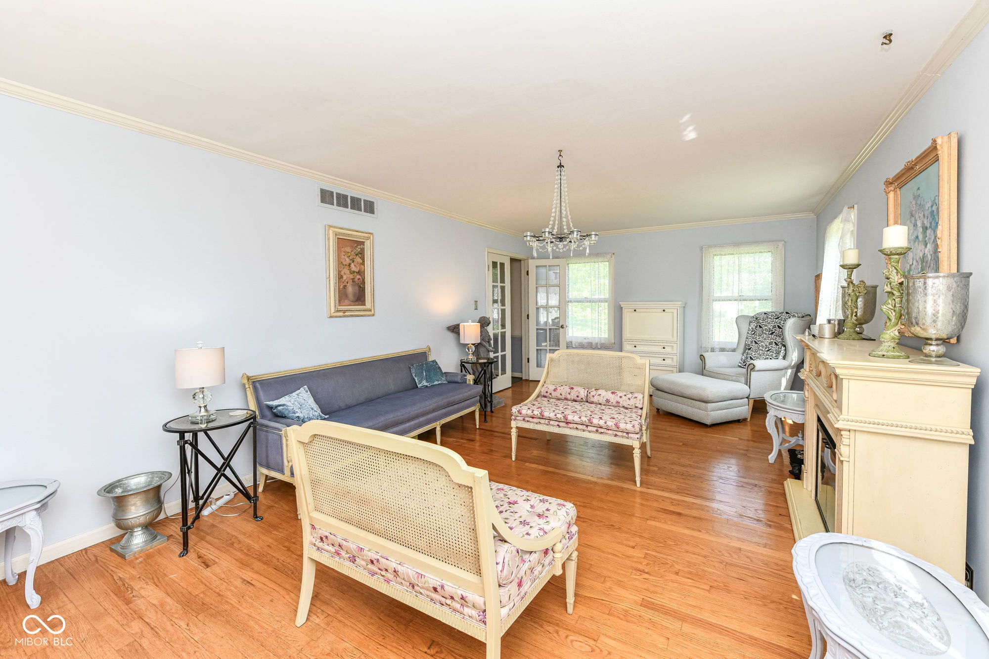 7138 Moorgate Road Indianapolis, IN 46250 - Photo 5 of 42