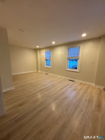 $1,800 | 456 Main Street, Southington, CT 06489