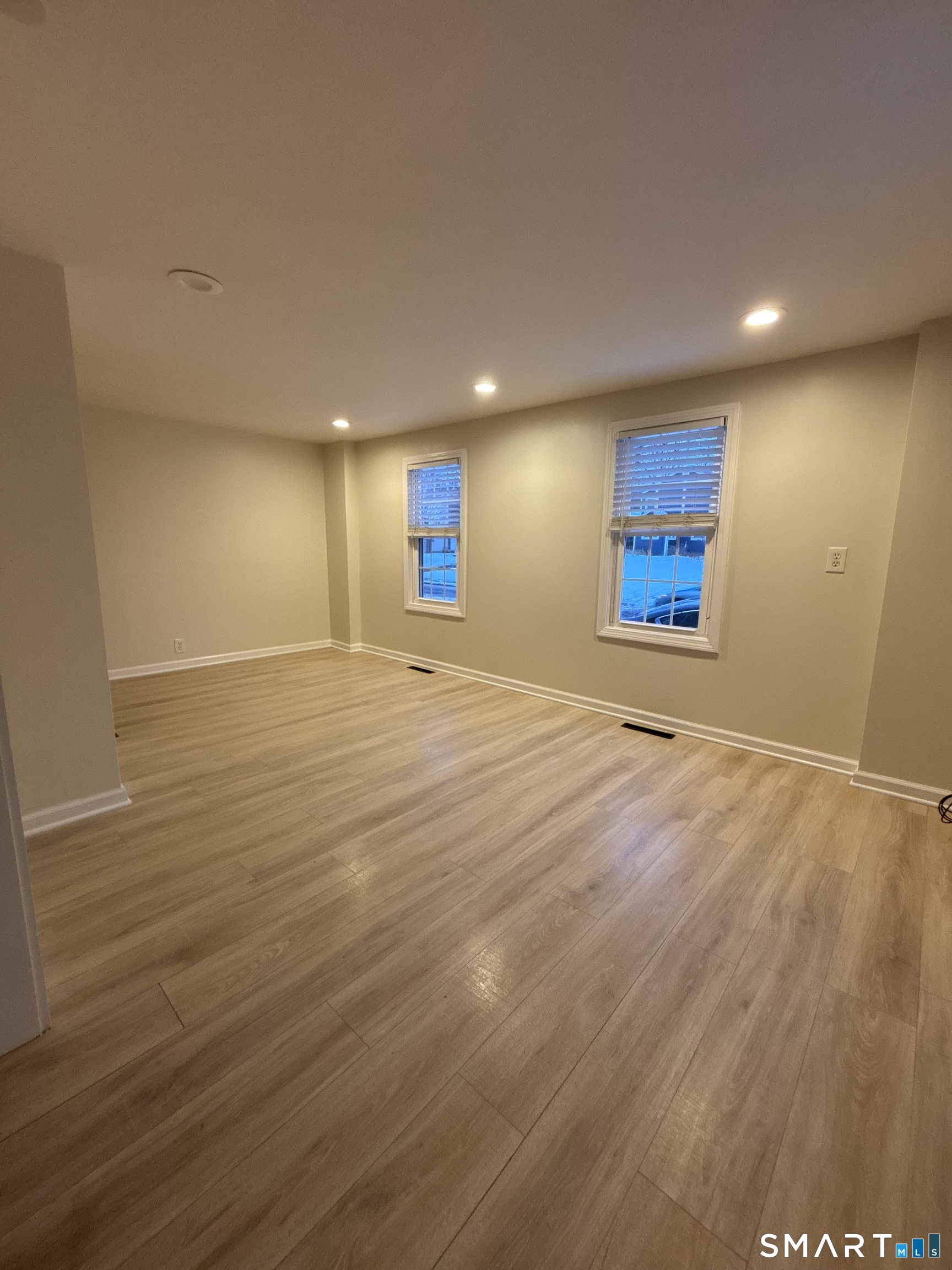 456 Main Street Southington, CT 06489 - Photo 2 of 14