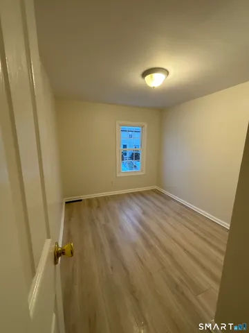 $1,800 | 456 Main Street, Southington, CT 06489