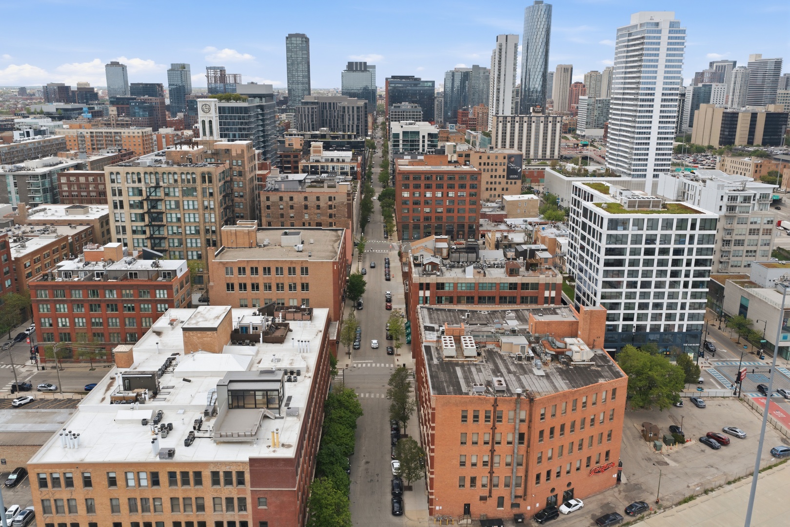 400 South Green Street, Unit 310 Chicago, IL 60607 - Photo 42 of 43 a view of a city with tall buildings