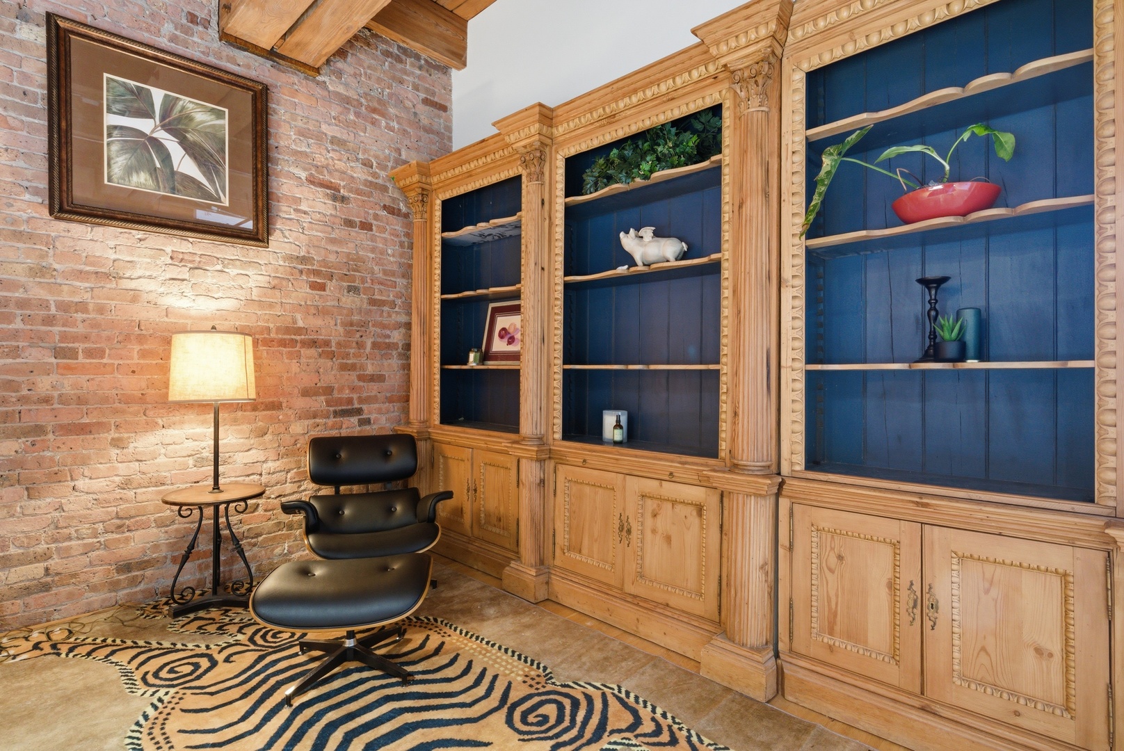400 South Green Street, Unit 310 Chicago, IL 60607 - Photo 9 of 43 a room with furniture