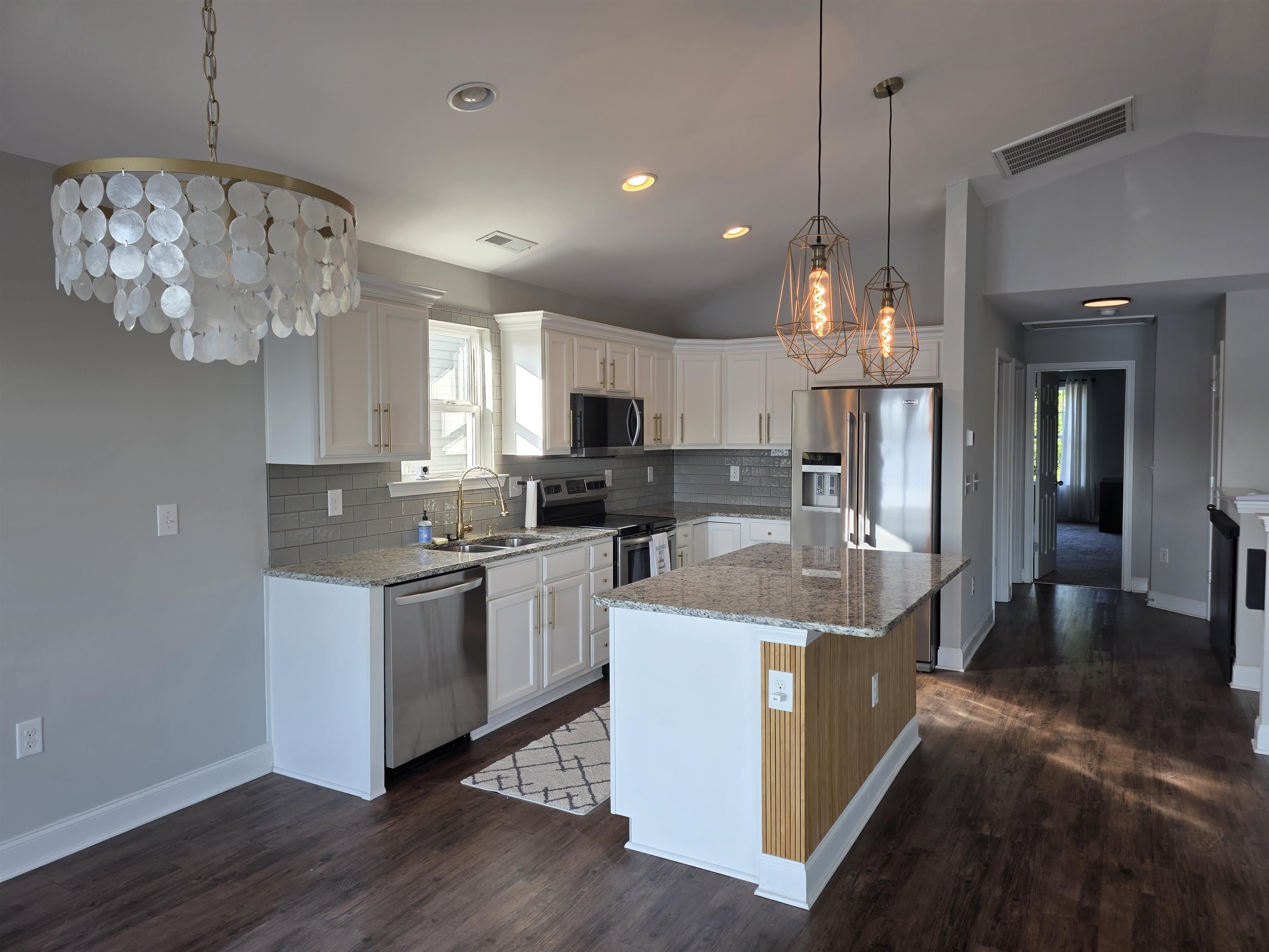 1048 Meadowoods Drive Murrells Inlet, SC 29576 - Photo 6 of 31