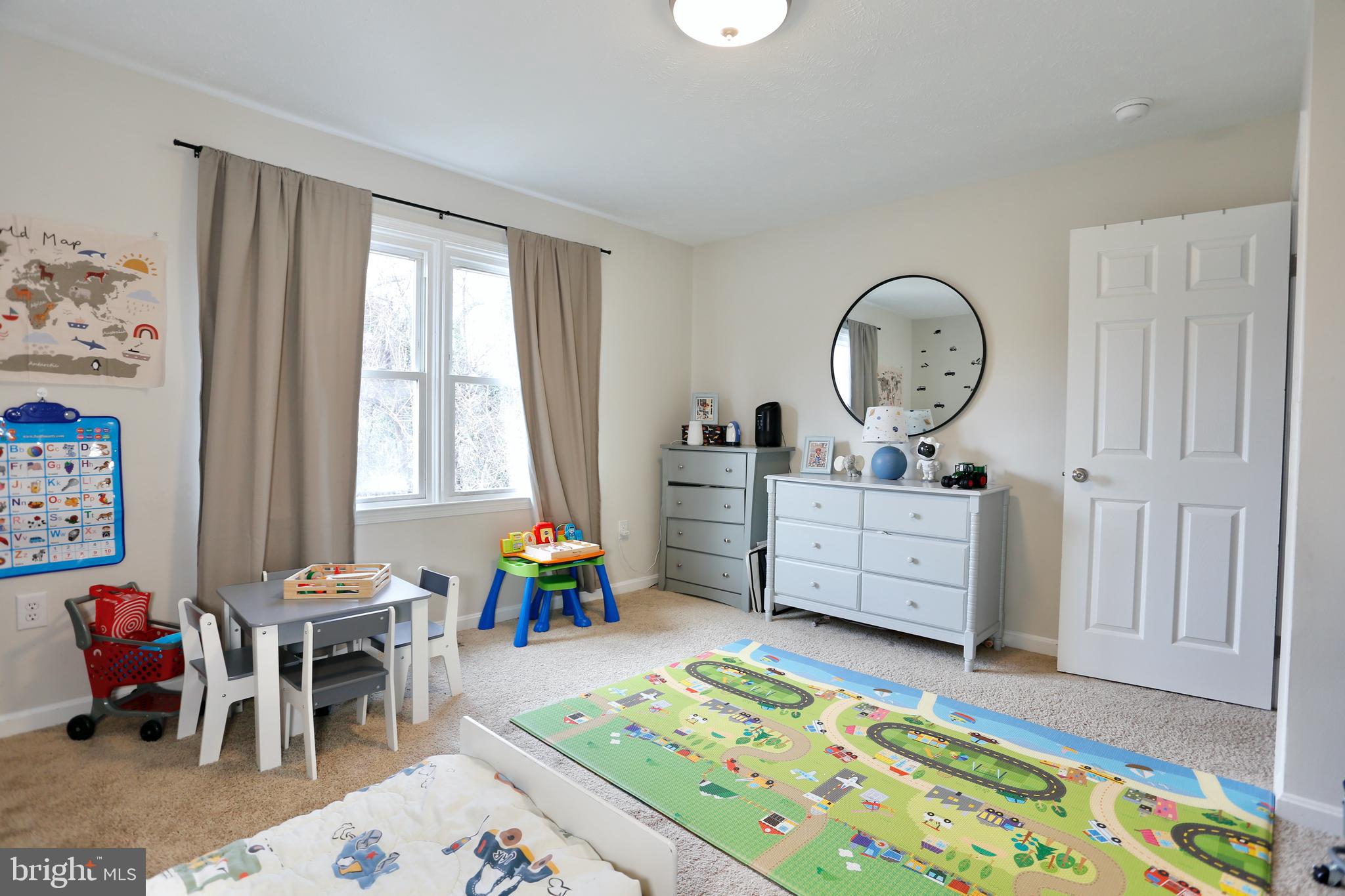 237 Blue Ridge Avenue Front Royal, VA 22630 - Photo 17 of 19