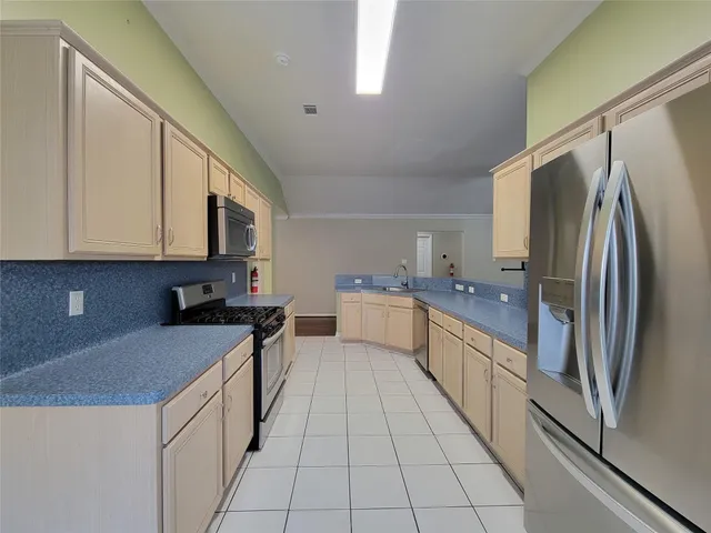 $1,749 | 23327 Sandpiper Trail, Spring, TX 77373