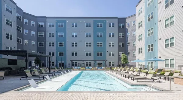 $1,582 | 2425 Bell Street, Unit 2234, Houston, TX 77003