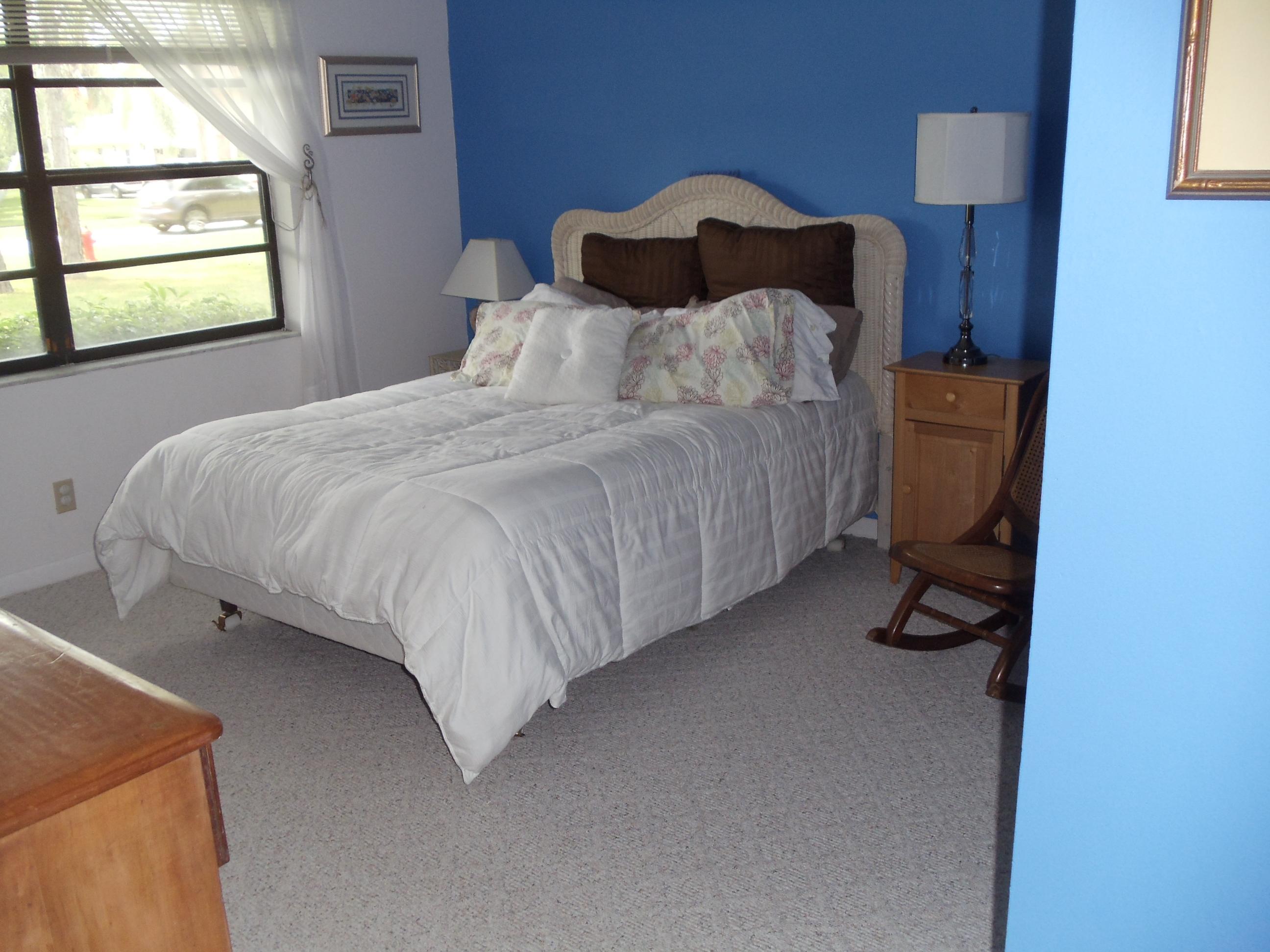 512 Old Country Road South Wellington, FL 33414 - Photo 17 of 28 Extra Bedroom