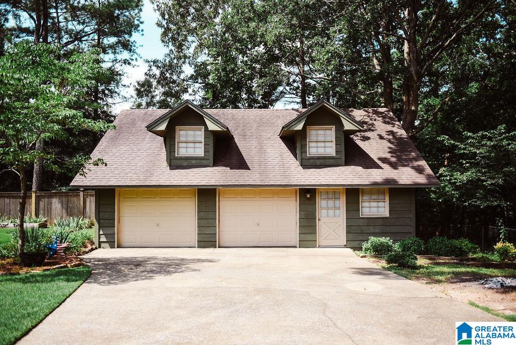 1004 Apache Pass Anniston, AL 36206 - Photo 3 of 50