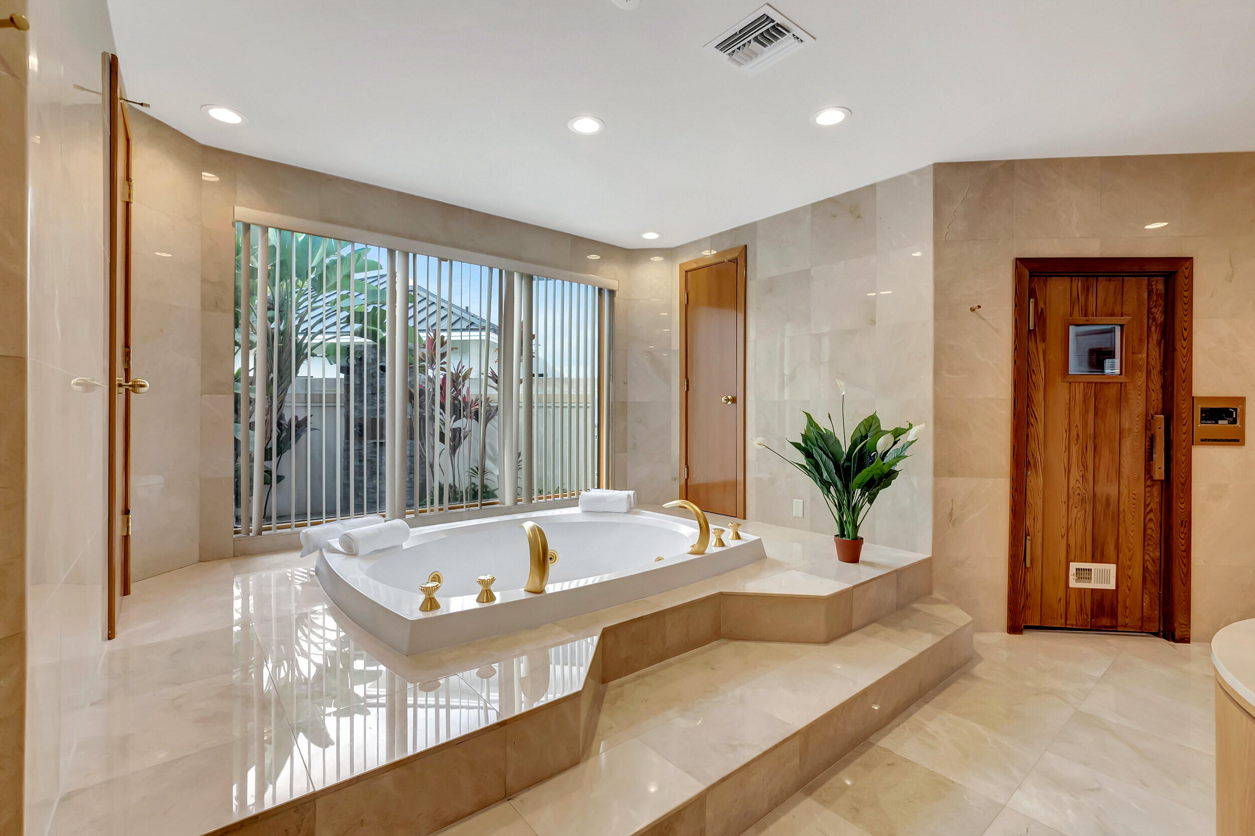 7555 Mandarin Drive Boca Raton, FL 33433 - Photo 19 of 40 7555 whirlpool