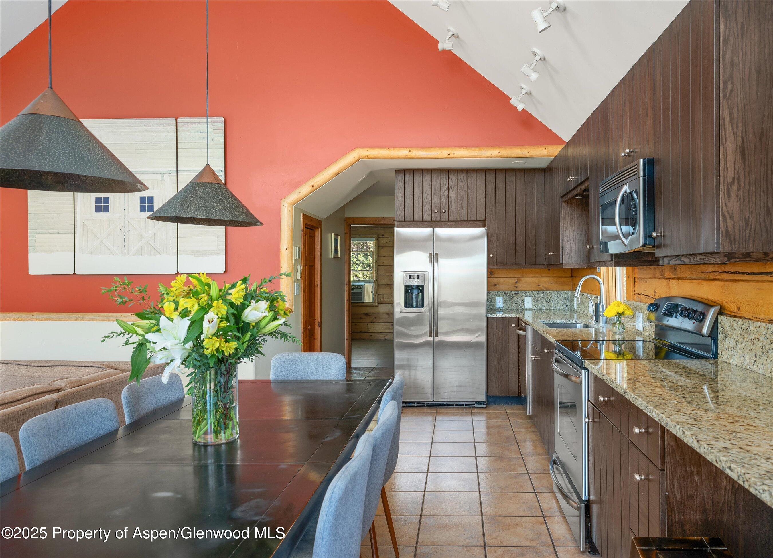 1436 Hooks Spur Road Basalt, CO 81621 - Photo 10 of 17 Kitchen/Dining