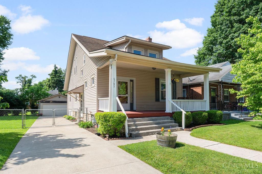 6705 Merwin Avenue Cincinnati, OH 45227 - Photo 2 of 71