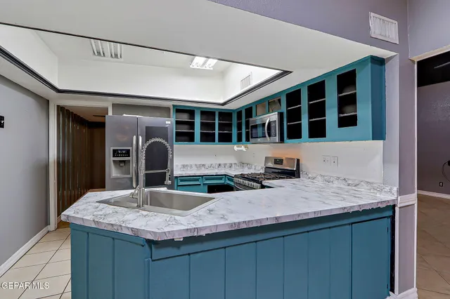 $419,900 | 1909 Crow Drive, El Paso, TX 79935