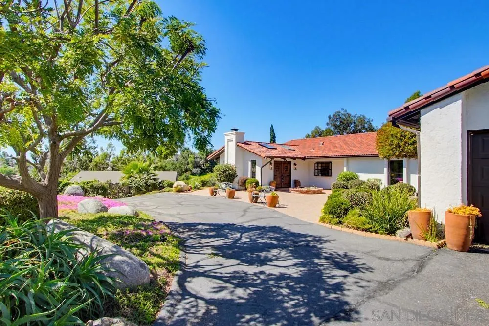 2024 Grandview Road Vista, CA 92084 - Photo 2 of 67