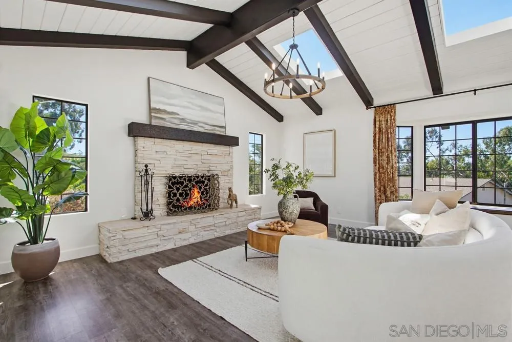 2024 Grandview Road Vista, CA 92084 - Photo 10 of 67