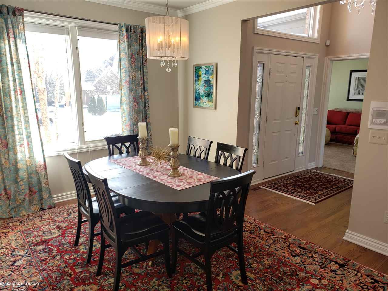 645 Appoline Court Rochester, MI 48307 - Photo 11 of 67 31369368-12.JPG