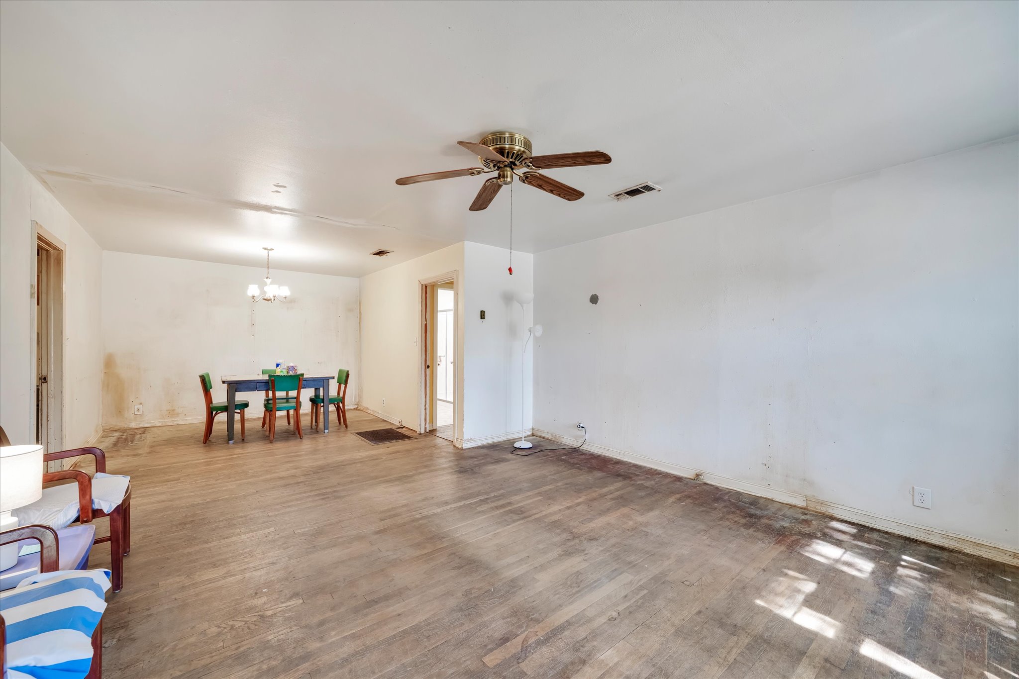 1206 Ruth Avenue Austin, TX 78757 - Photo 8 of 37 a view of a livingroom with furniture and a ceiling fan