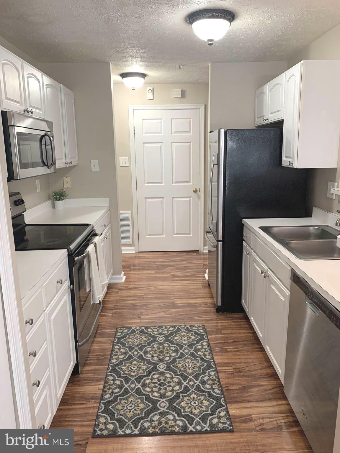 7907 Valley Manor Road, Unit 103 Owings Mills, MD 21117 - Photo 12 of 32 Kitchen