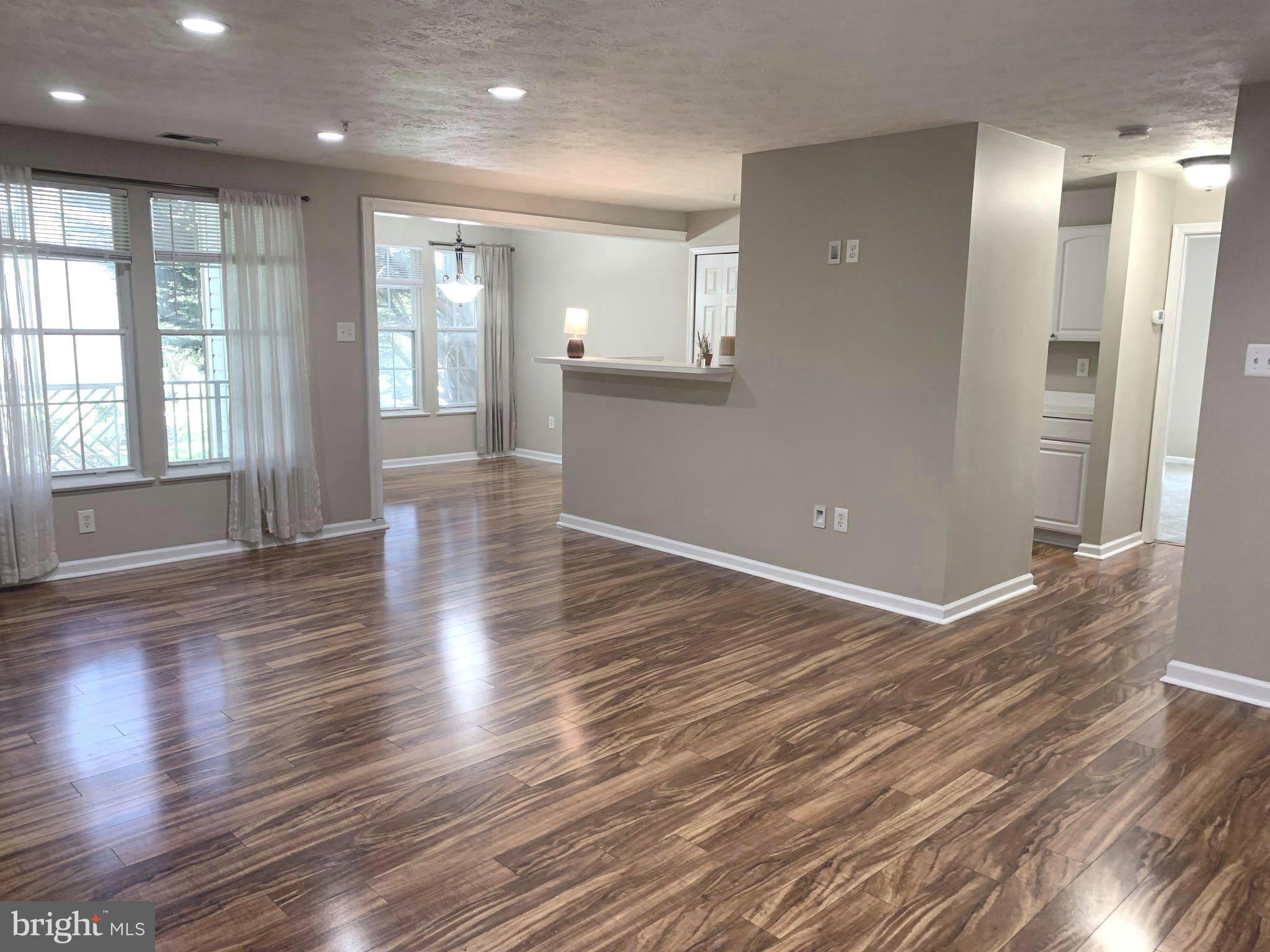 7907 Valley Manor Road, Unit 103 Owings Mills, MD 21117 - Photo 5 of 32 Living Room
