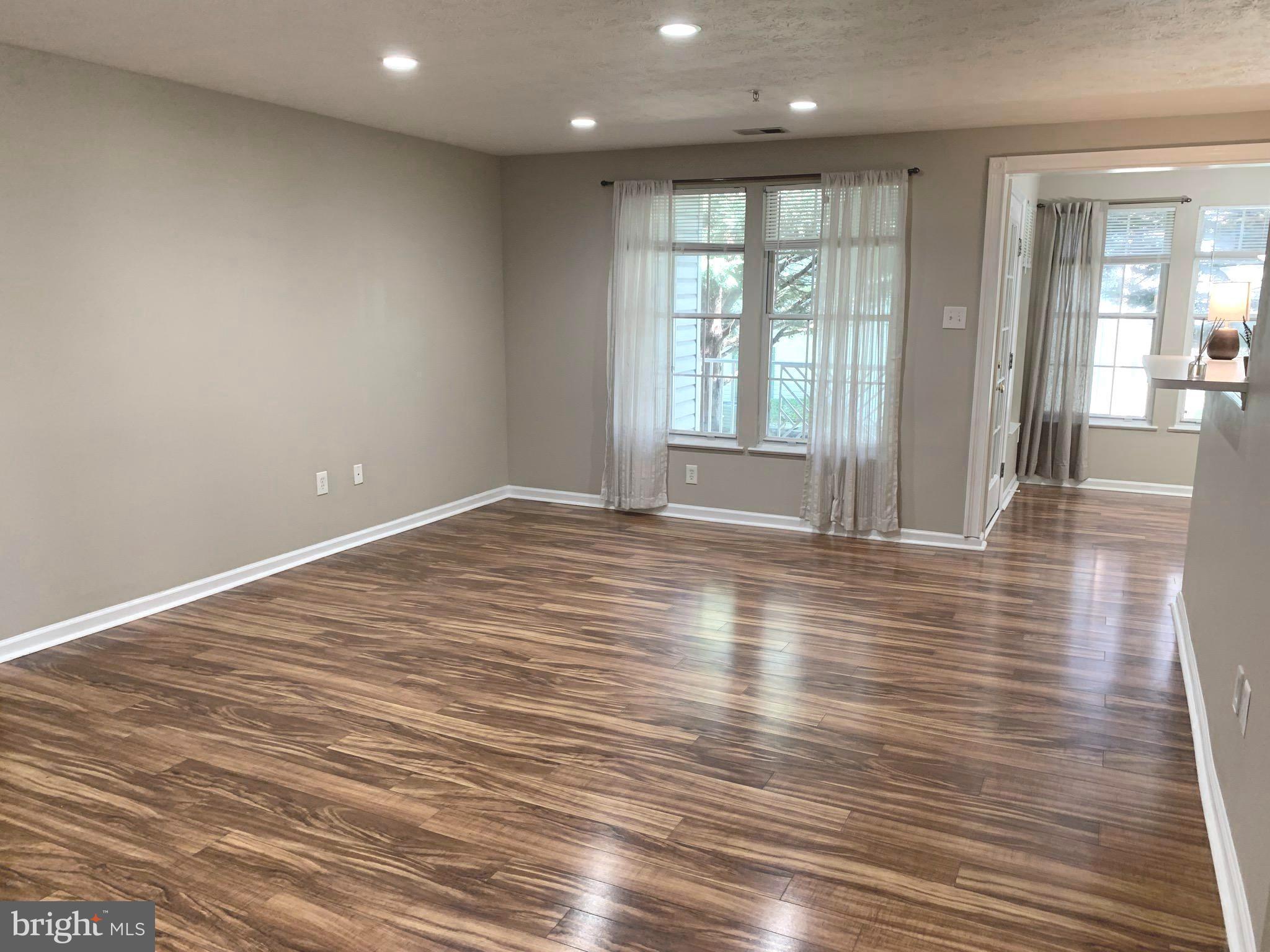 7907 Valley Manor Road, Unit 103 Owings Mills, MD 21117 - Photo 6 of 32 Living Room