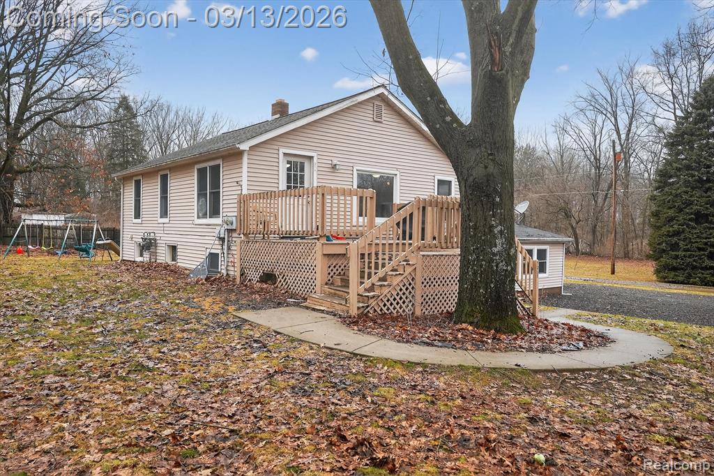 9061 North McKinley Road Flushing, MI 48433 - Photo 4 of 44
