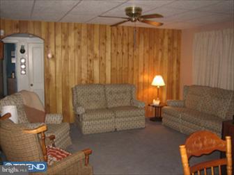 9216 Annapolis Road Philadelphia, PA 19114 - Photo 3 of 5 Gallery Image 3