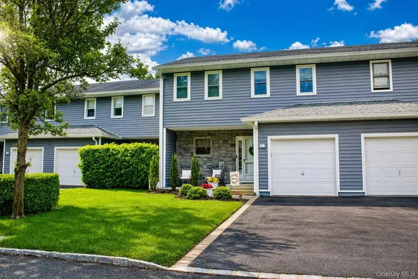 $629,999 | 170 Alicia Drive, North Babylon, NY 11703