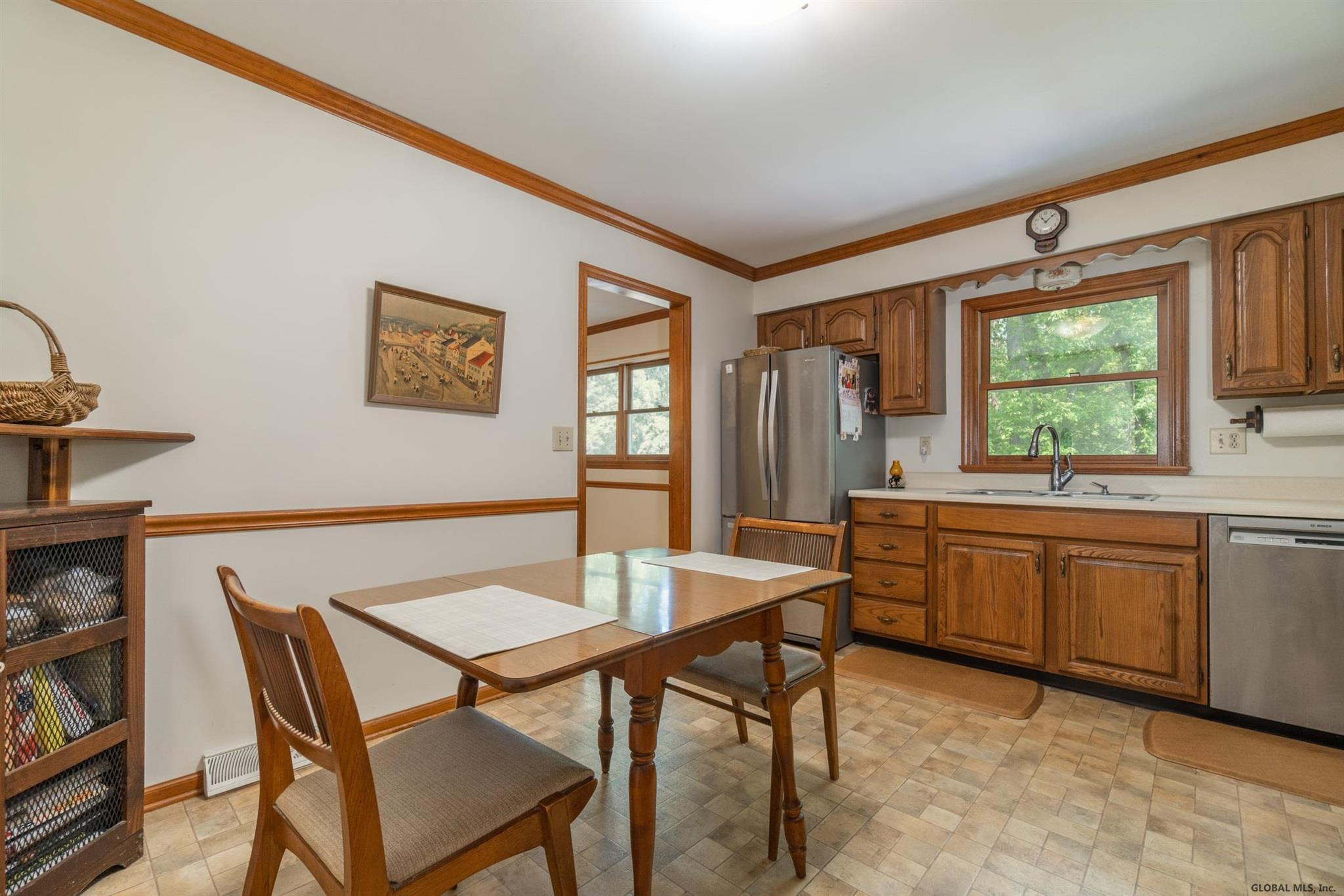 849 Warner Road Niskayuna, NY 12309 - Photo 12 of 33 Photo 12