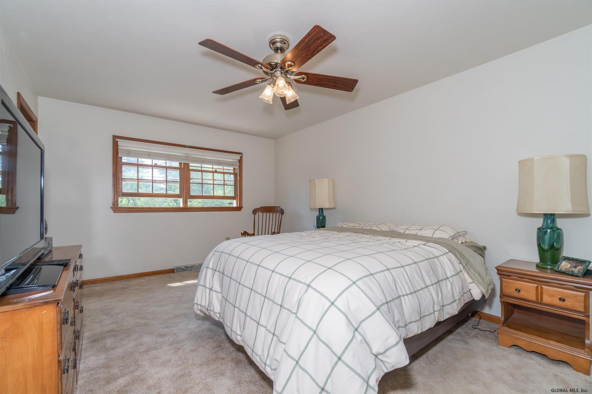 849 Warner Road Niskayuna, NY 12309 - Photo 19 of 33 Photo 19