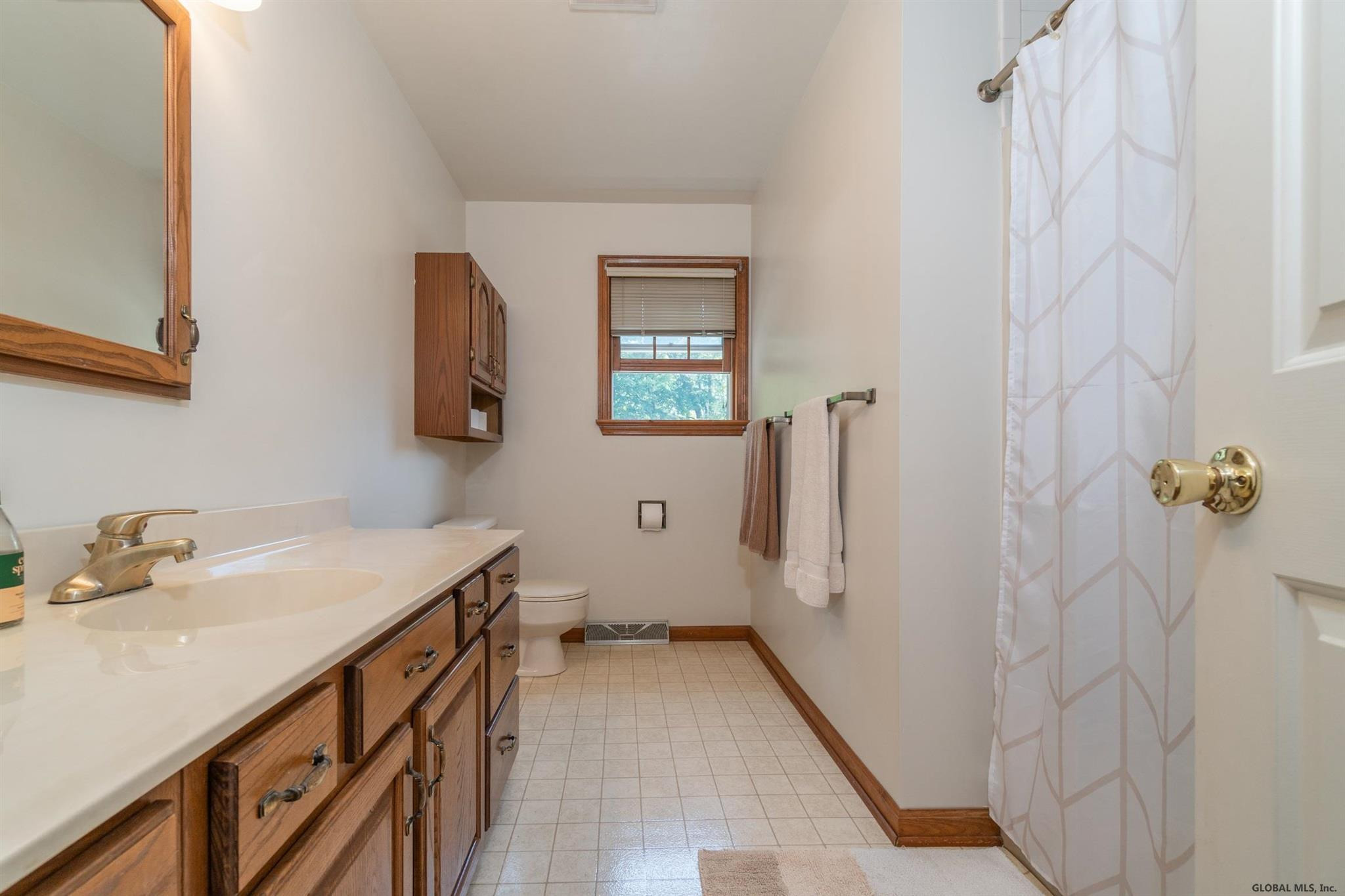 849 Warner Road Niskayuna, NY 12309 - Photo 23 of 33 Photo 23