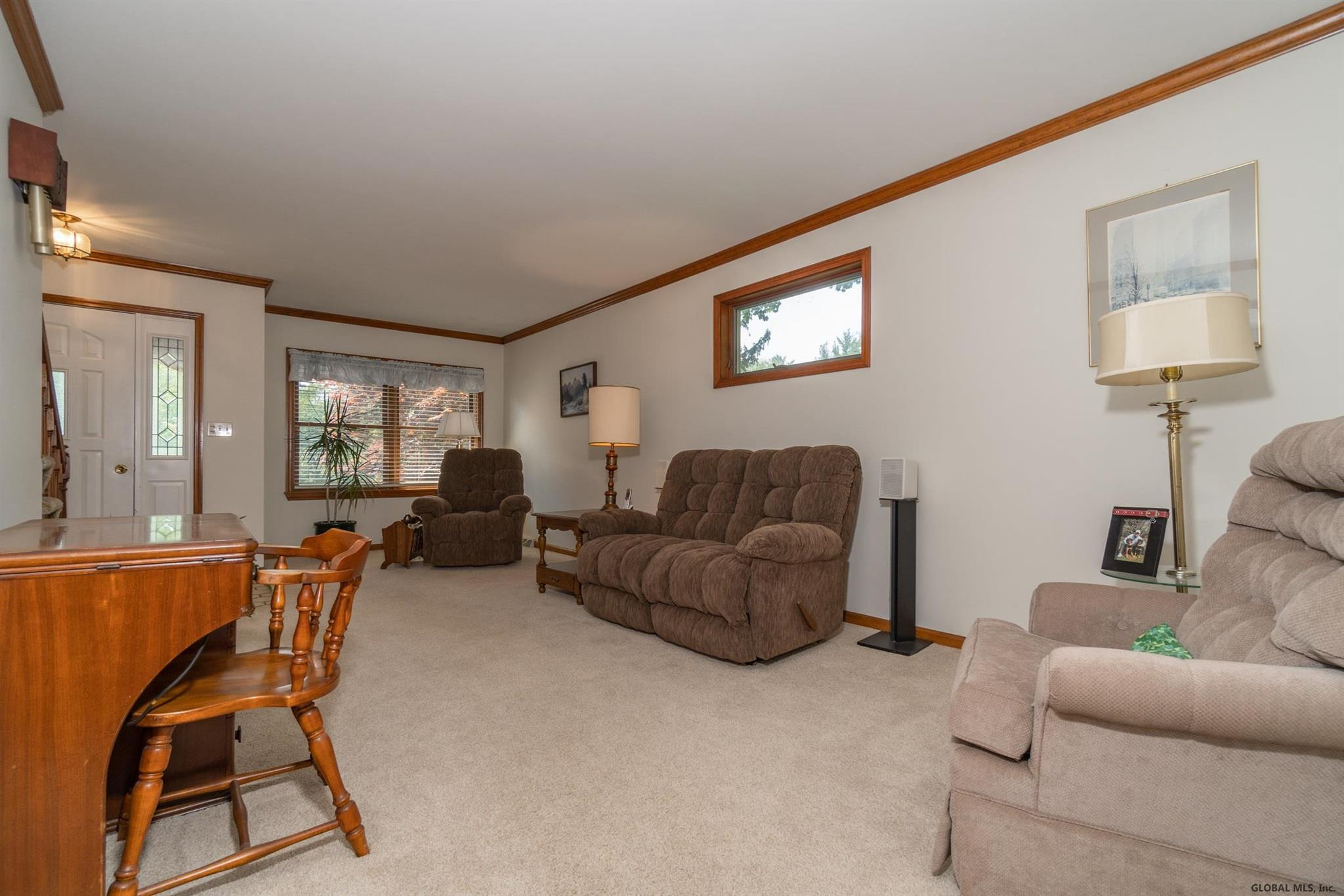 849 Warner Road Niskayuna, NY 12309 - Photo 7 of 33 Photo 7