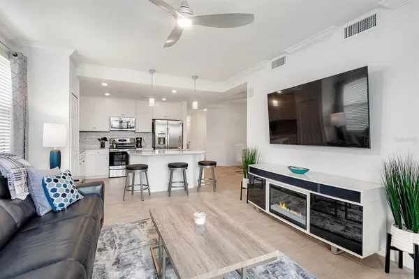 $3,000 | 18028 Gawthrop Drive, Unit 108, Bradenton, FL 34211