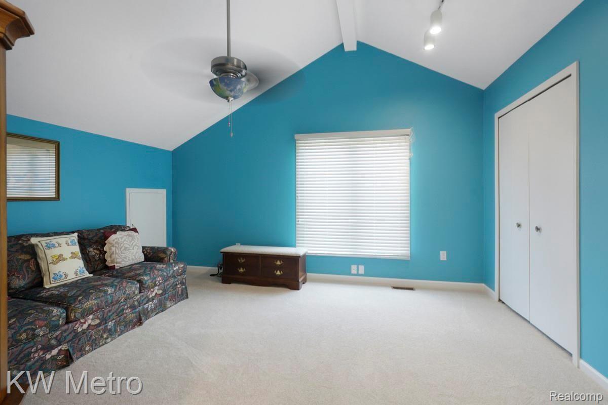 36915 Valley Ridge Drive Farmington, MI 48331 - Photo 29 of 39 DSC08544.jpg