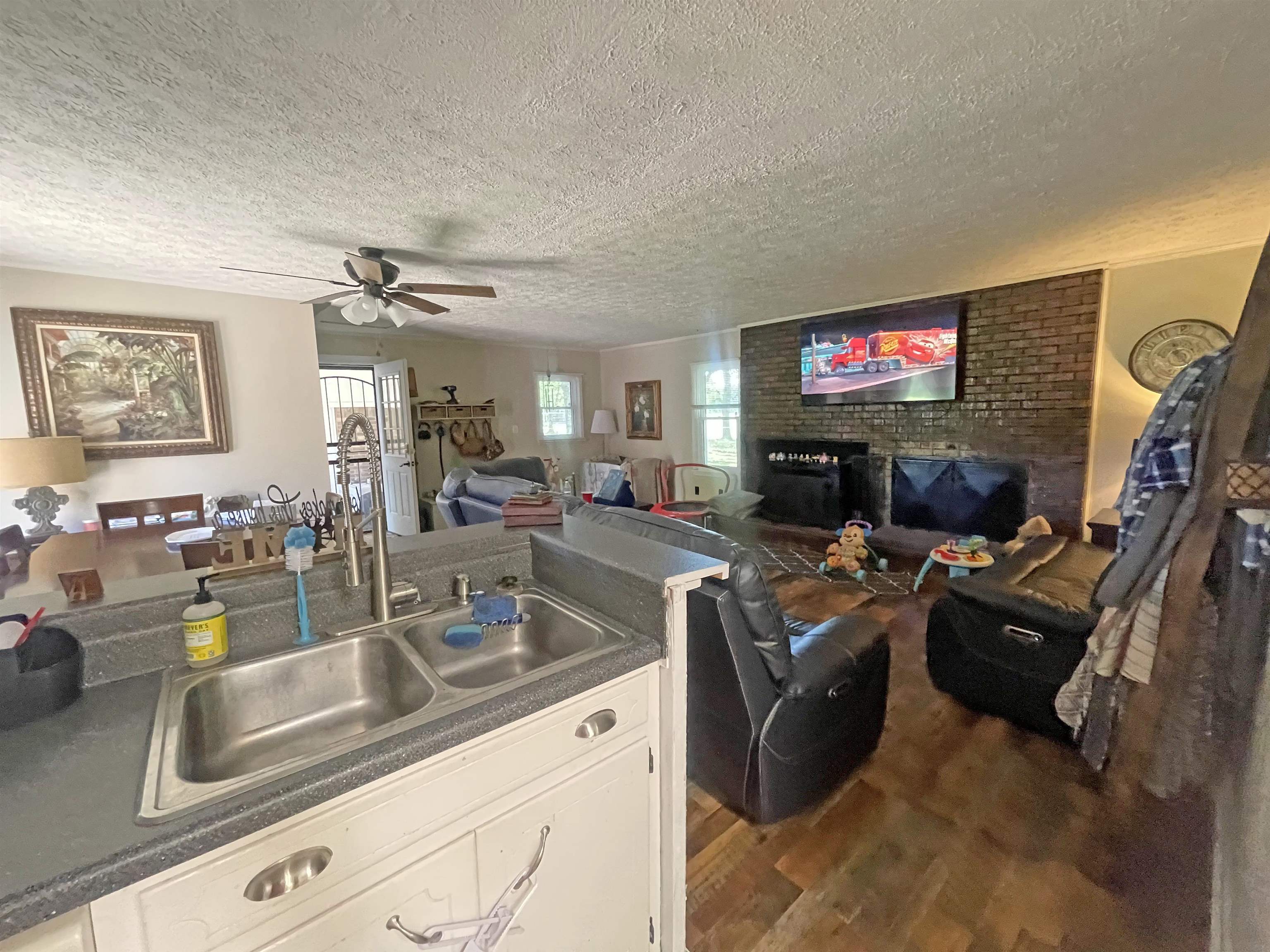 986 Gilchrist Stantonville Road Adamsville, TN 38310 - Photo 5 of 33 Gallery Image 5