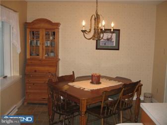 1130 Whitner Road Reading, PA 19605 - Photo 5 of 9