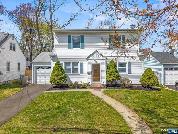 $749,000 | 22 Cottage Lane, Clifton, NJ 07012