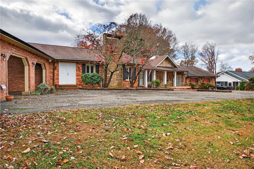 950 Dodson Mill Road Pilot Mountain, NC 27041 - Photo 2 of 39