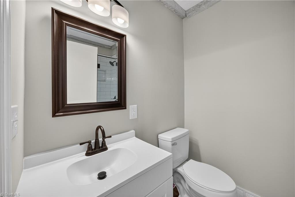 950 Dodson Mill Road Pilot Mountain, NC 27041 - Photo 26 of 39