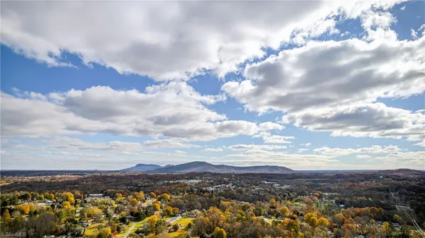 $598,000 | 950 Dodson Mill Road, Pilot Mountain, NC 27041